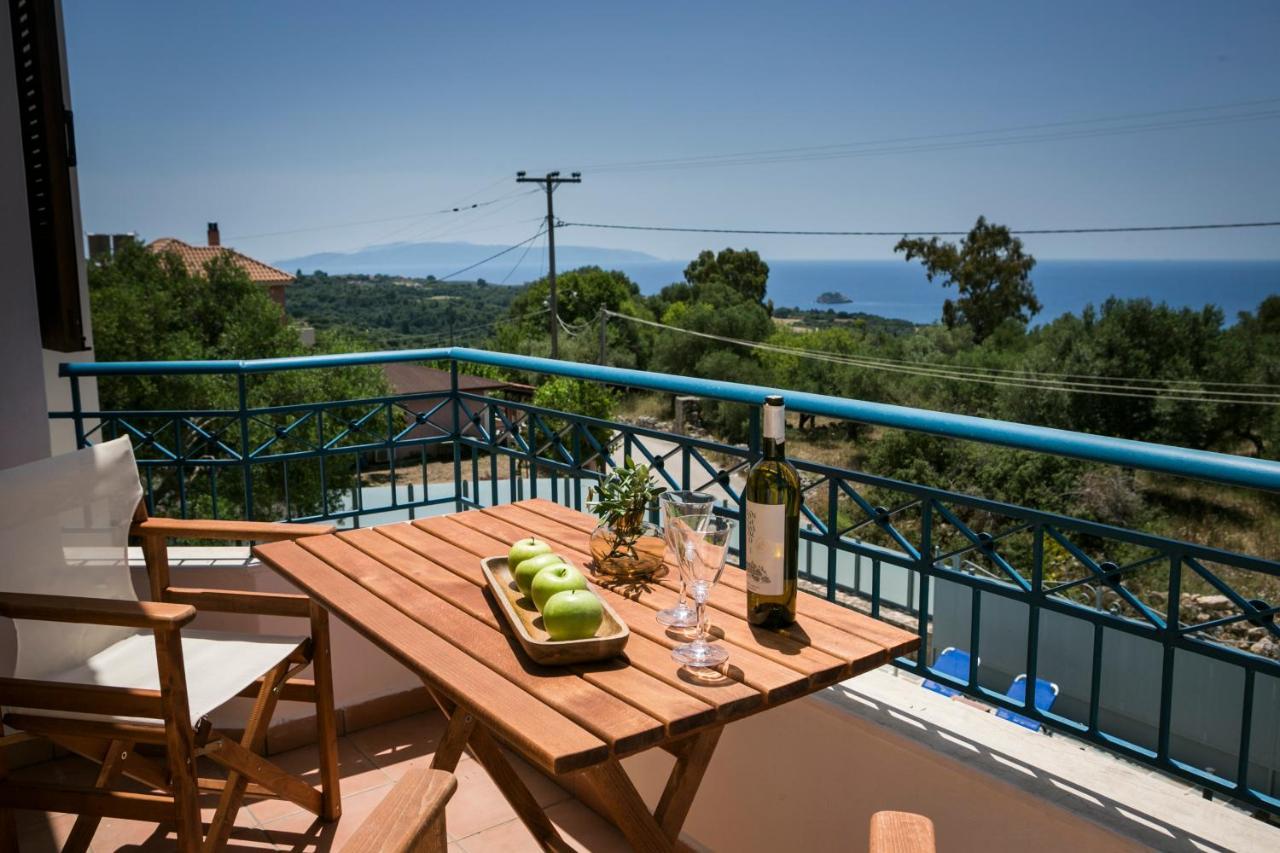 Villa Cara Metaxata Exterior photo